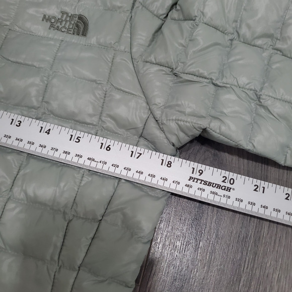The North Face Thermoball Eco Jacket Womens Small Green Quilted Puffer Outdoor - Picture 6 of 12